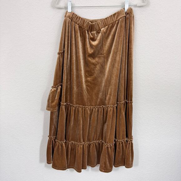 Umgee Womens Tiered Ruffle Midi Skirt Size L Velour Winter Festive Boho Gold - Picture 3 of 6